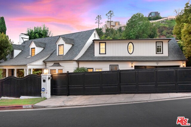 Foto del edificio - 1277 Sunset Plaza Dr