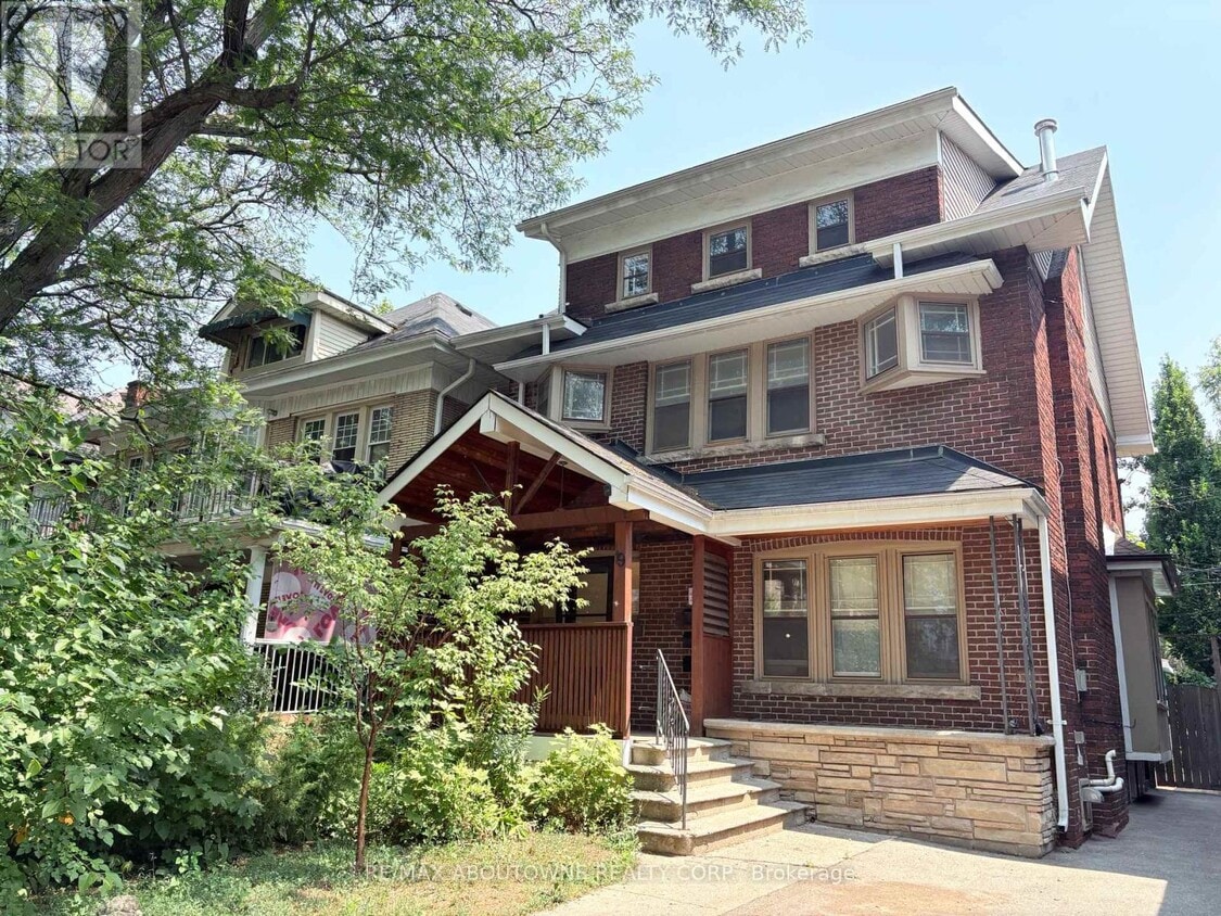 Primary Photo - 19 Proctor Blvd