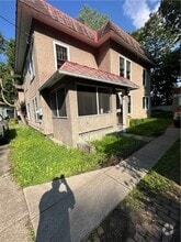 Building Photo - 213 Austin Ln