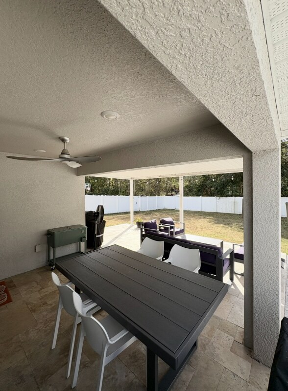 Building Photo - 1084 E Pierce Ave