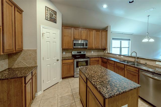 Foto del edificio - 3221 Timber Ridge Trail