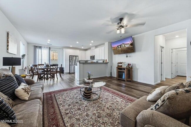 Foto del edificio - 326 Redwall Ct