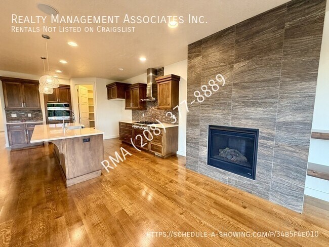 Foto del edificio - 2552 E Boise Ave