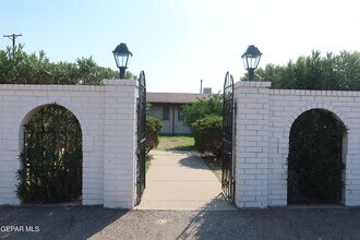 Building Photo - 3905 Flory Ave