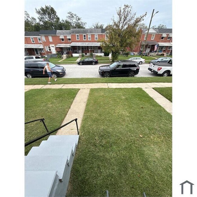 Foto del edificio - 3 Bedroom Housing Voucher Accepted