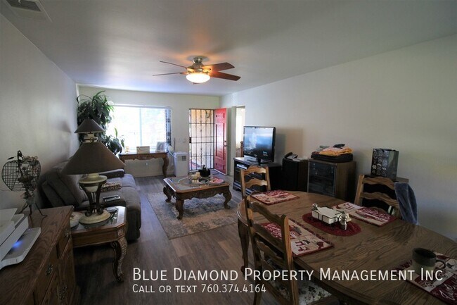 Foto del edificio - 1615 Peacock Blvd