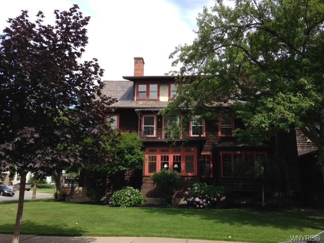 Primary Photo - 143 Oakland Pl