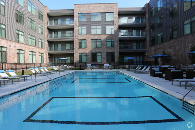 100 Park - 100 Park Apartments