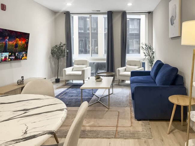 Building Photo - 626 N Delaware Ave