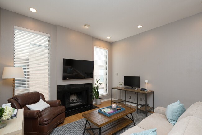 Foto del edificio - 4031 Holland Ave