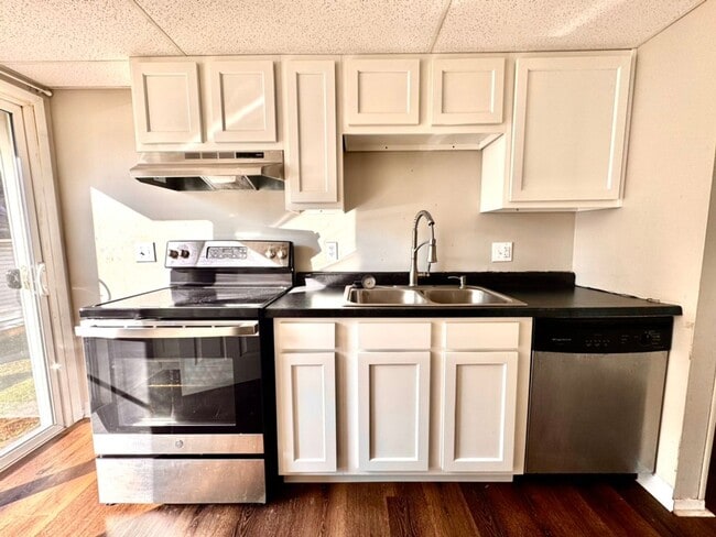 Building Photo - 502 Pennsylvania Ave