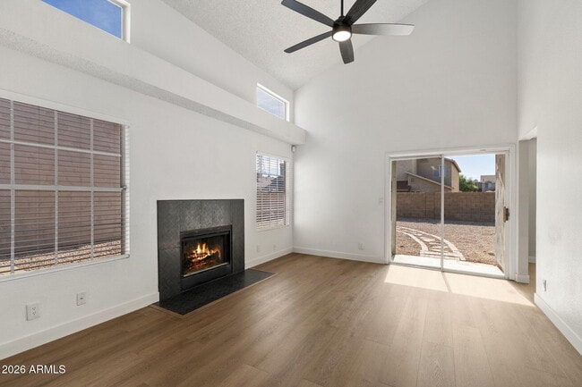 Building Photo - 1811 S 39th St