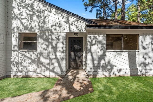 Building Photo - 58 S Circlewood Glen