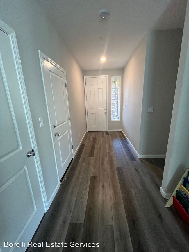 Building Photo - 3 br, 2 bath House - 2017 Borelli Ct