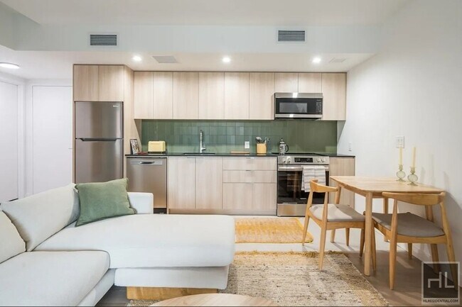 Foto del edificio - 975 Nostrand Ave