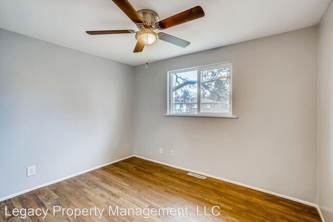 Building Photo - 3 br, 2 bath House - 1075 W Princeton Place
