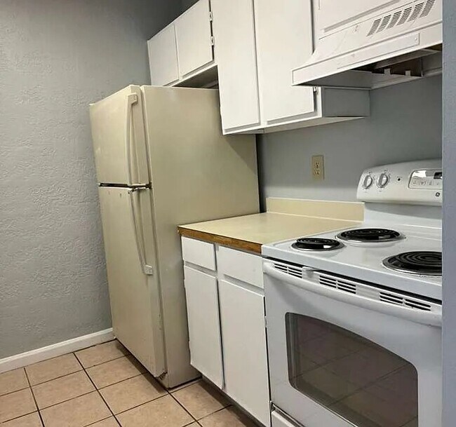 Foto del edificio - 1231 Shalom Dr