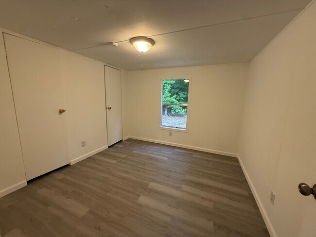 Foto del edificio - 3 Bedrooms, 1.5 Bathroom - Mobile home in Armuchee!