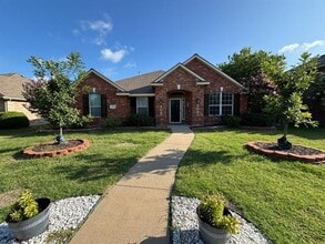 Building Photo - 12236 Foothill Ln