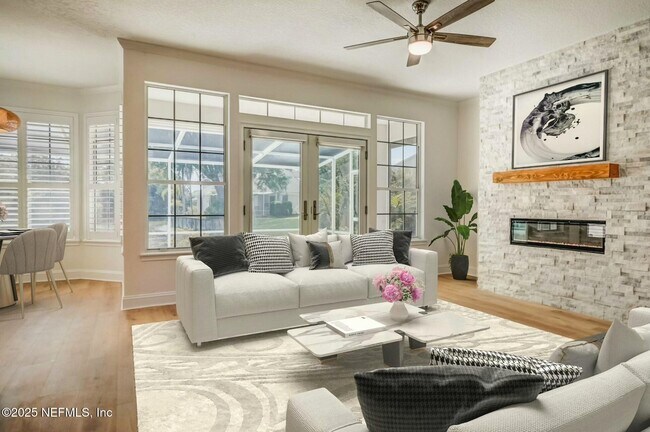 Building Photo - 1545 Harbour Club Dr