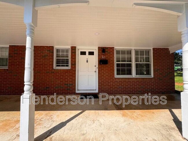 Building Photo - 642 E Broad St