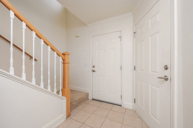 Foto del edificio - 2 Bedroom Townhouse in Crestview!