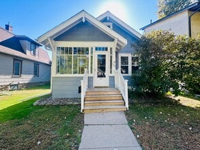 Building Photo - 1236 Hubbard Ave