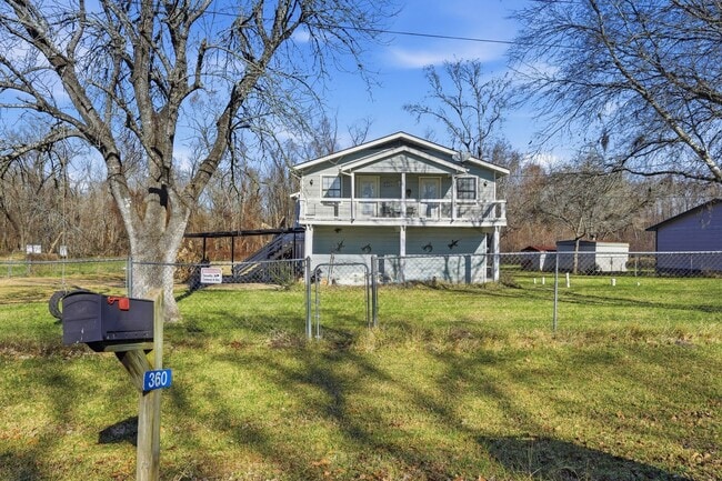 Foto del edificio - 360 S Lakeside Dr