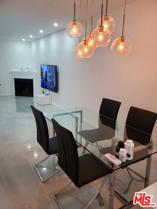 Foto del edificio - 625 S Berendo St