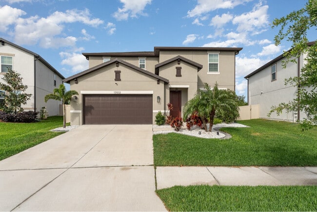 Building Photo - 13532 Palmera Vista Dr