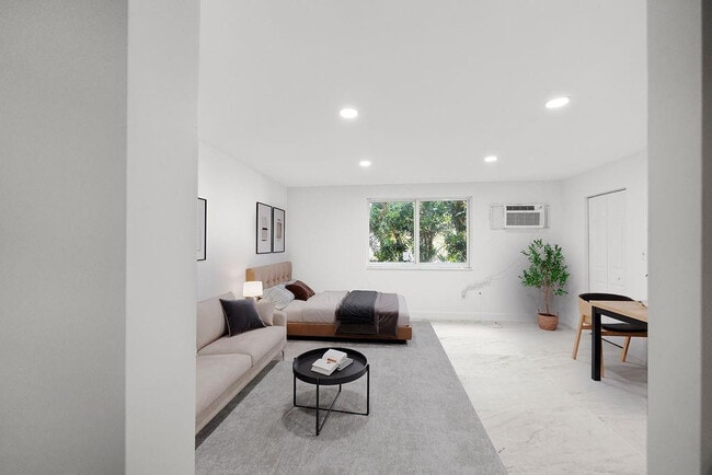 Building Photo - 6930 NW 186th St