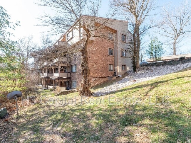 Building Photo - 103 Woodhenge Dr