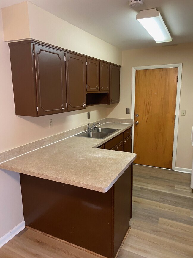 Foto del edificio - 2731 Brownsboro Rd
