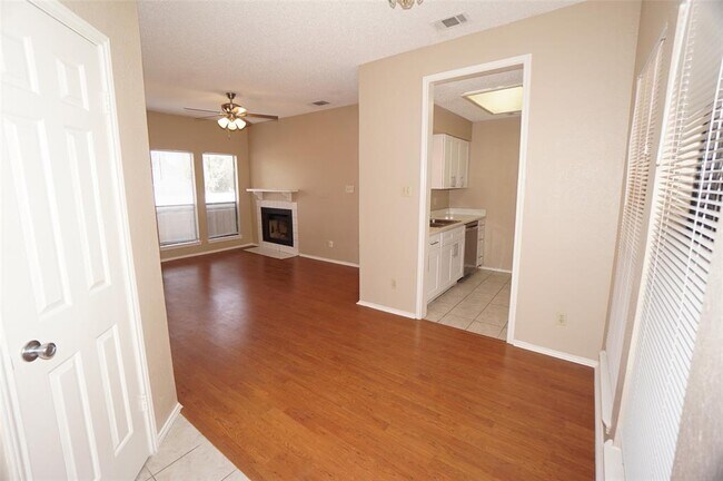 Building Photo - 2706 Salado St