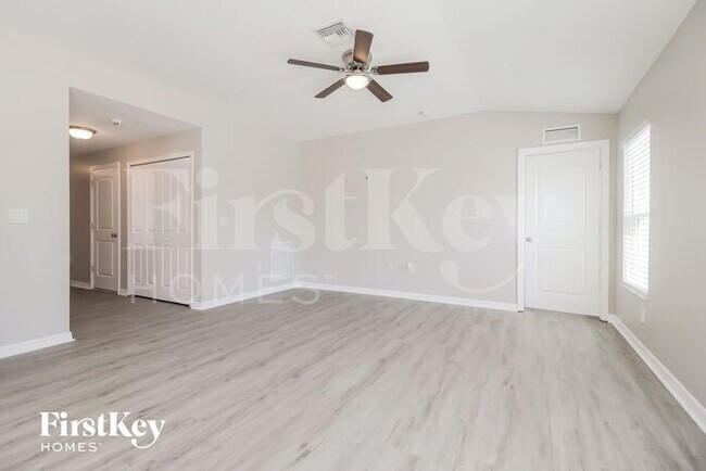 Foto del edificio - 1606 SW 12th Terrace
