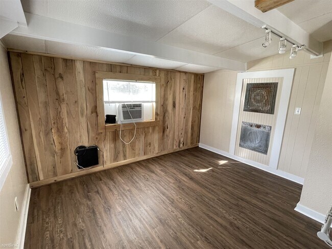 Foto del edificio - Studio, 1 bath House - 2226.5 N Locust St