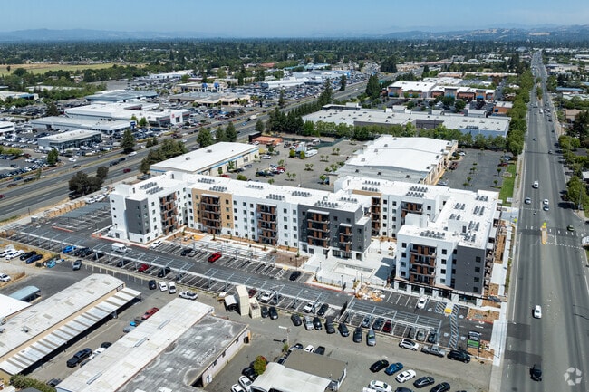 Aerial Context - Santa Rosa Avenue