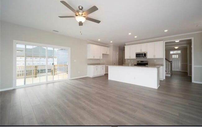 Photo - 2239 Captiva Ln (Chesapeake, VA)