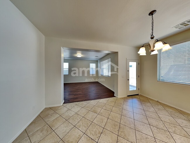 Building Photo - 17428 W Mandalay Ln
