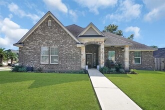 Building Photo - 7638 Bronze Trail Dr
