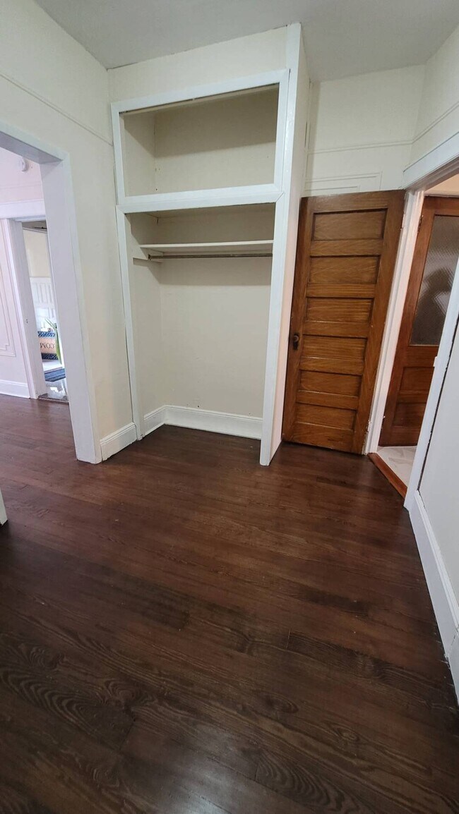 Foto del edificio - 59-22-68 68th Ave