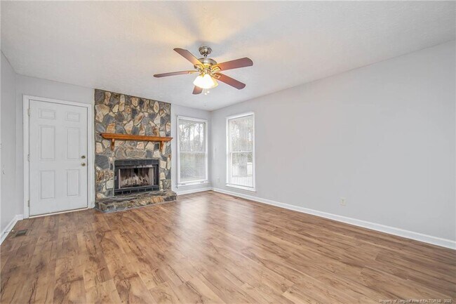 Foto del edificio - 6577 Green Meadow Ct