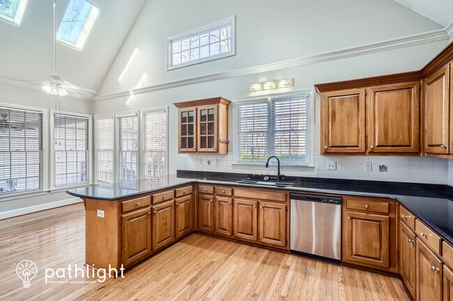 Building Photo - 1171 Lake Washington Drive, Lawrenceville,...
