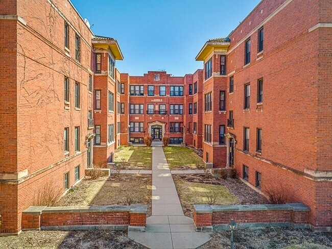 Foto del edificio - 3931 N Keeler Ave
