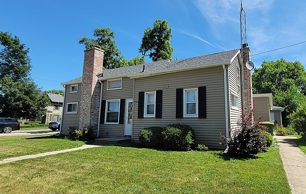 14821 S Bartlett Ave, Plainfield, IL 60544 Townhouse for Rent in