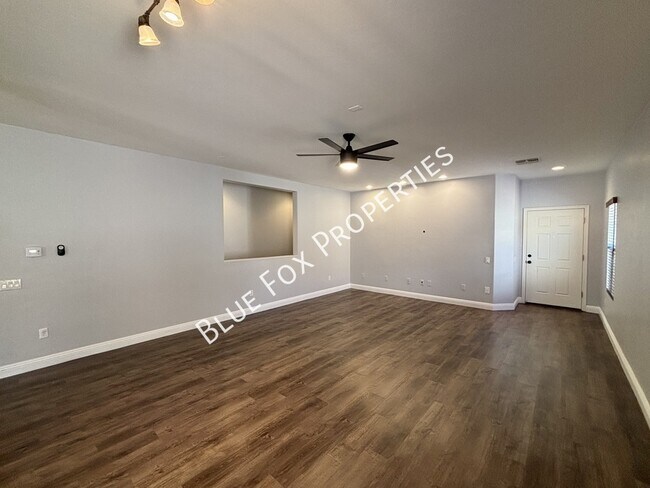 Building Photo - 14340 S Via Gualda