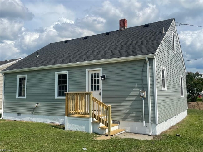Building Photo - 728 Bolling St