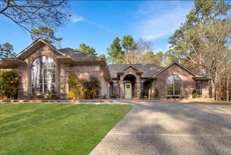 Building Photo - 13310 White Tail Dr