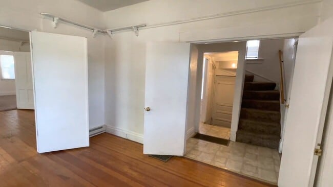 Foto del edificio - Available July!