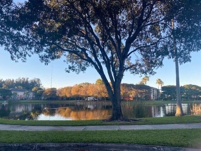 Photo - 4167 N Haverhill Rd Apartment